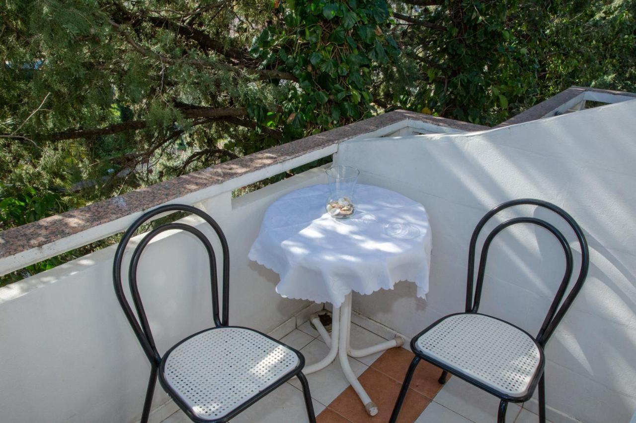 Rooms Magnolia With Pool Novalja Exterior foto